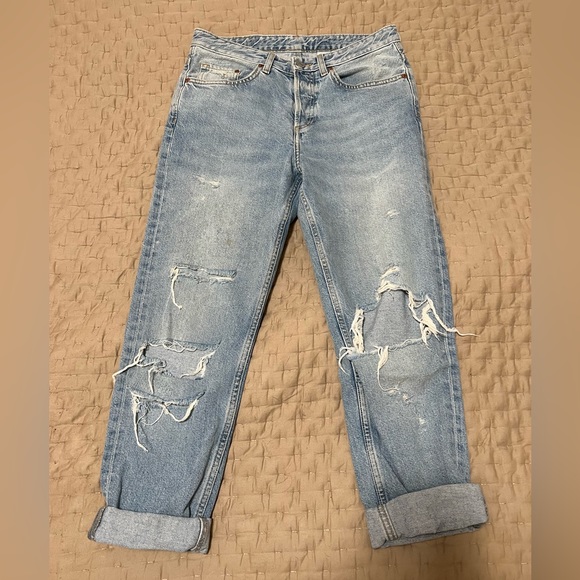 Ripped Boyfriend Jeans - Picture 1 of 9